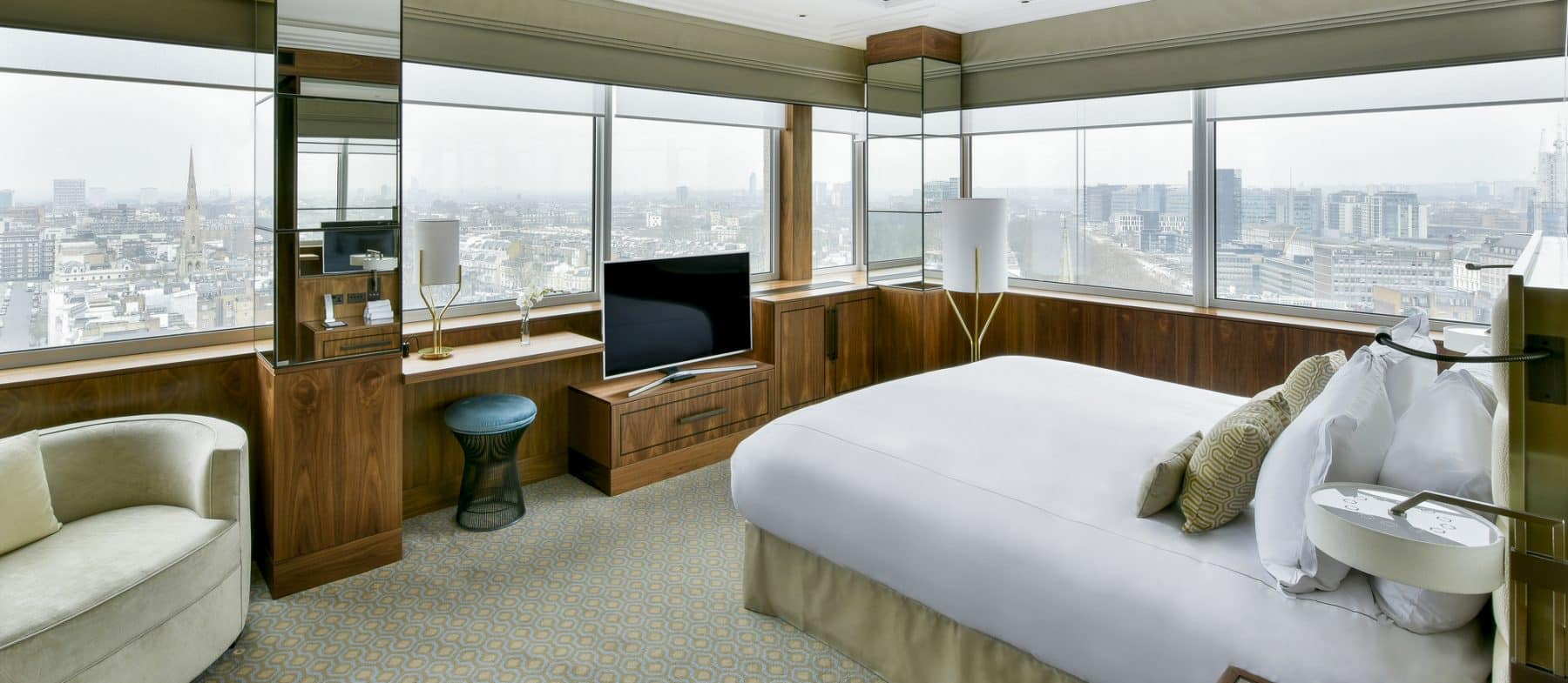 Suite with a view near Lancaster Gate