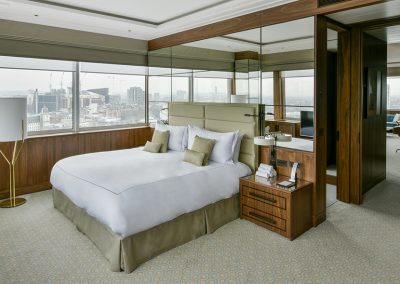 Luxury hotel with view on Hyde Park